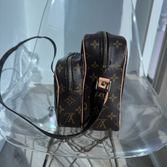 🇫🇷 - Louis Vuitton:  Mongram Nil 28 Crossbody Messenger Bag - Picture 7 of 8